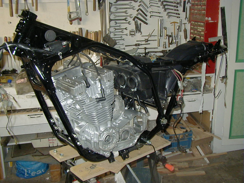 XJ900-JLP